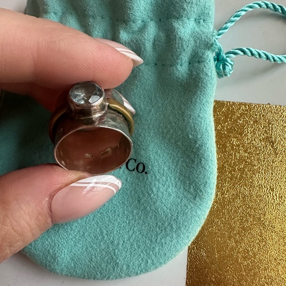 Topaz gem stone aquamarine hammered silver and brass ring - Picture 14 of 15